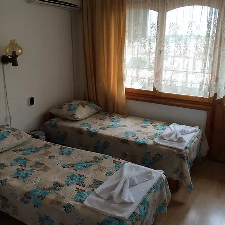 בית הארחה Plada View 2*