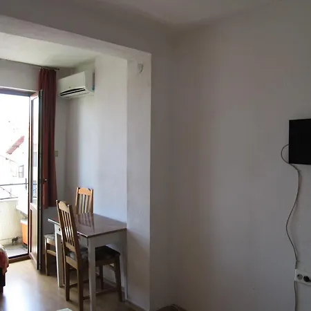 Πανσιόν Plada View 2*